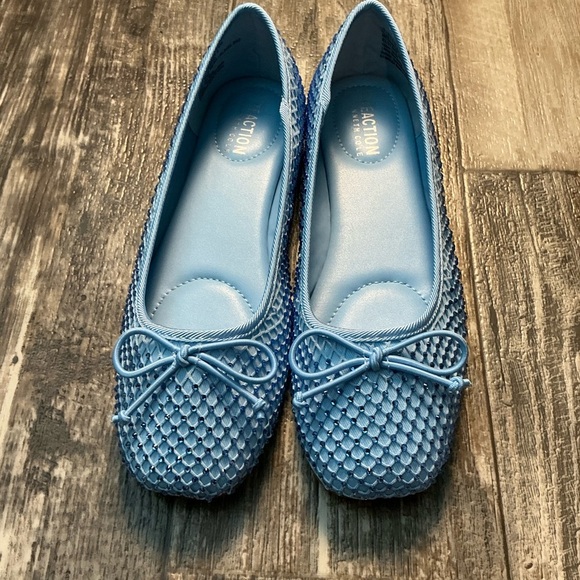 Kenneth Cole Light Blue Textured Flats with Bow Size 9 - Picture 1 of 12